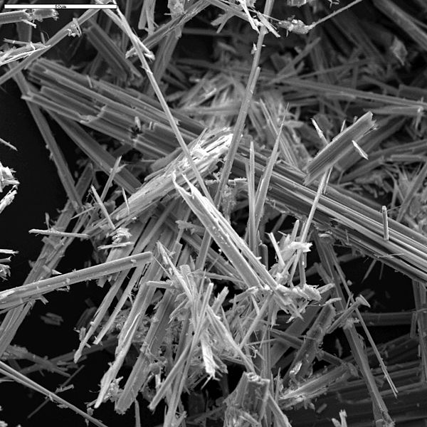 Sharp fine asbestos fibres